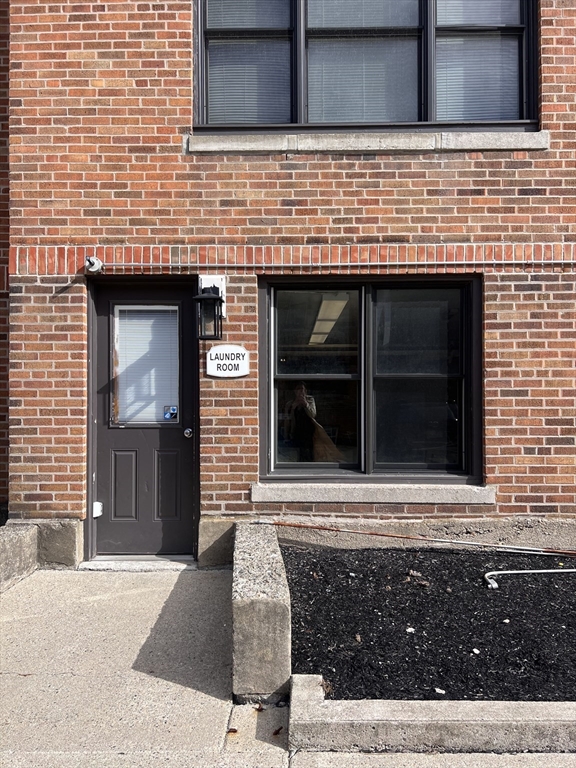 475 Broadway, South Medford