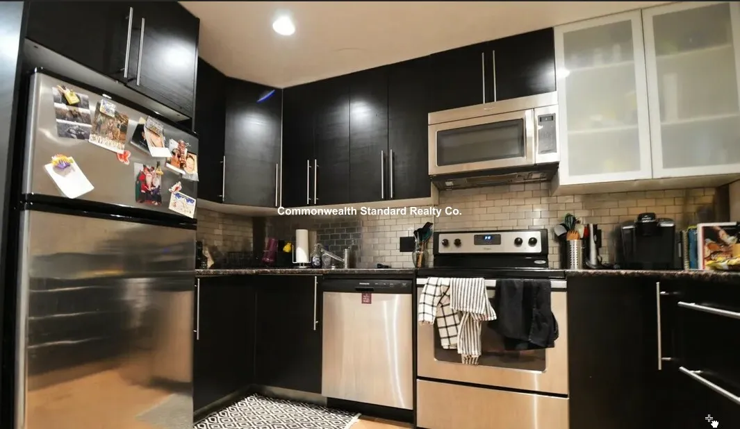 1203 Beacon St, Brookline