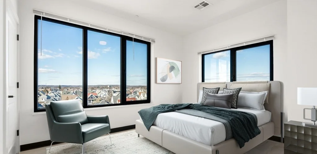 600 Broadway, Everett