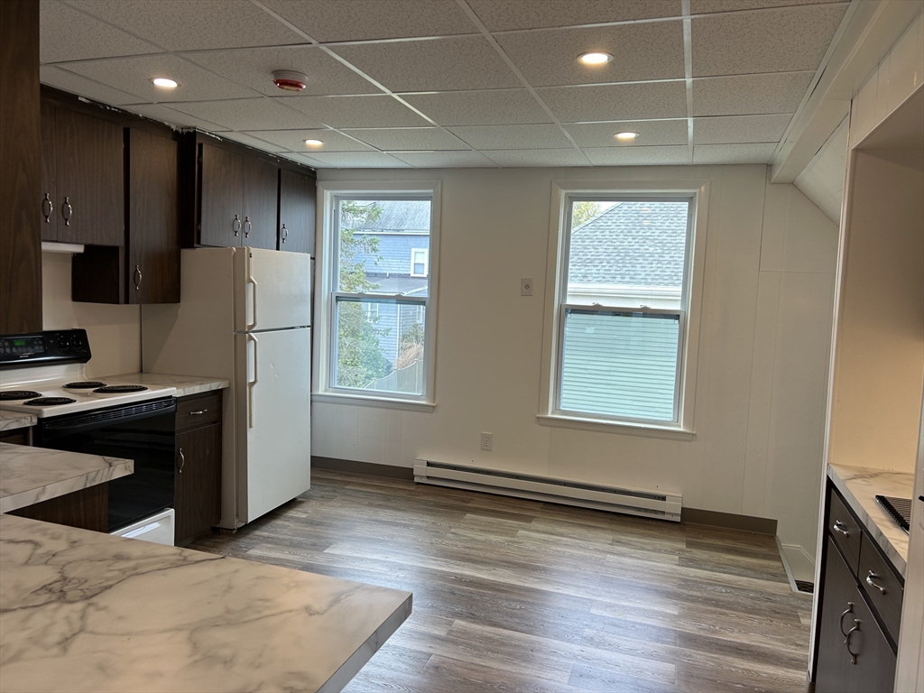 1 Valley Rd, Swampscott