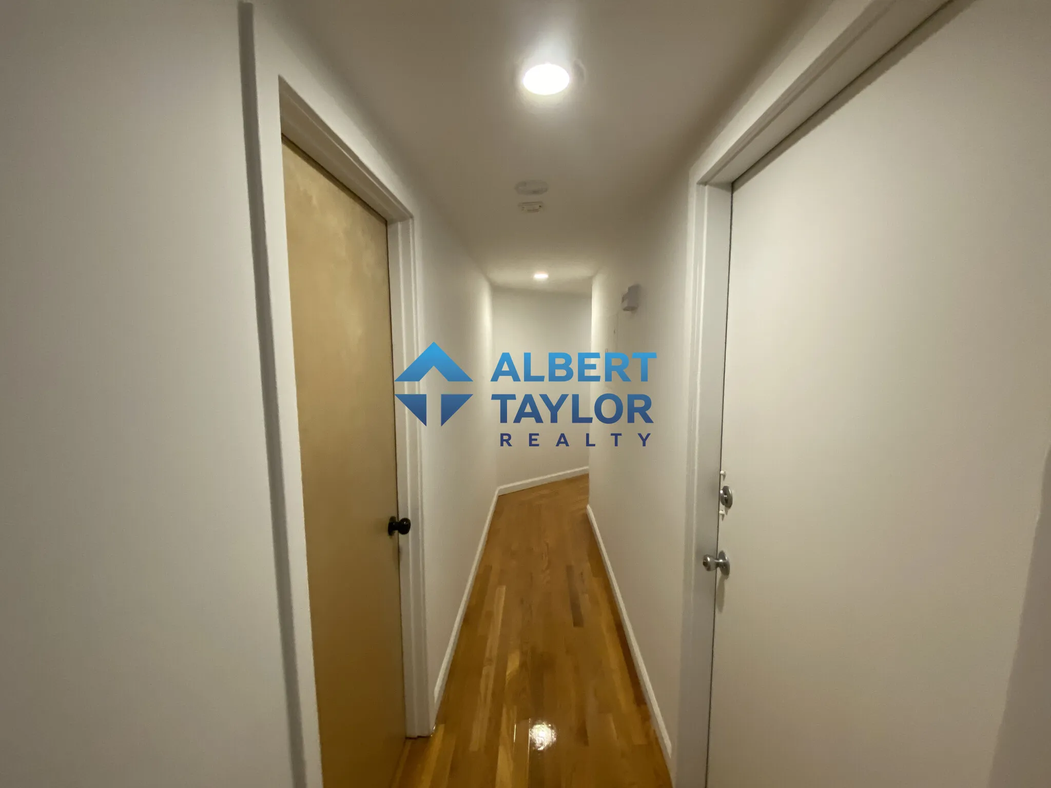 90 Bynner St, Jamaica Plain