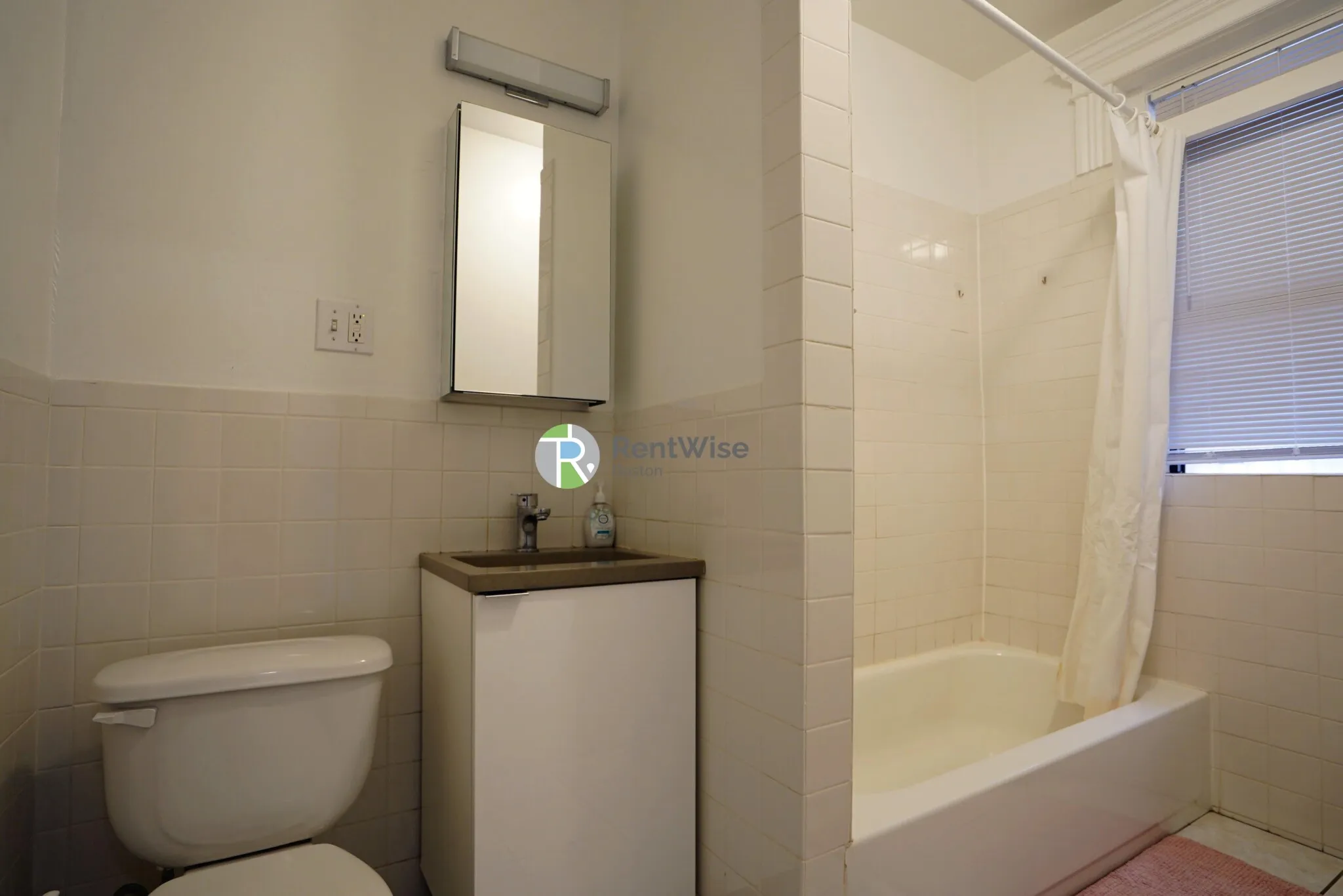 1298 Commonwealth Ave, Allston