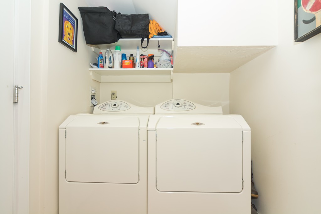 53 Winslow Rd, North Brookline