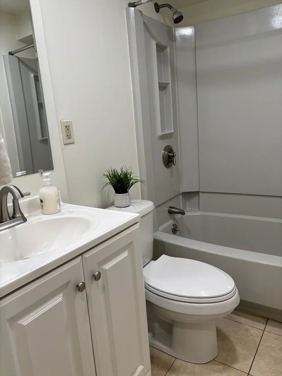 146 Willow St, Waltham