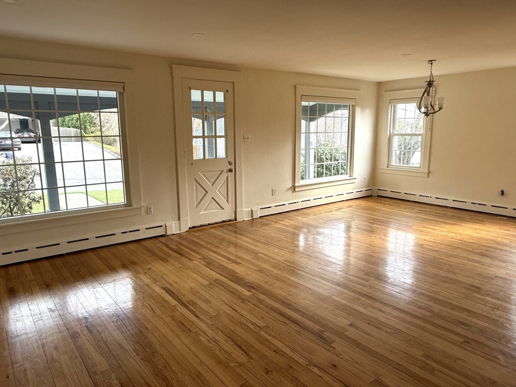 38 Highland St, South Dartmouth