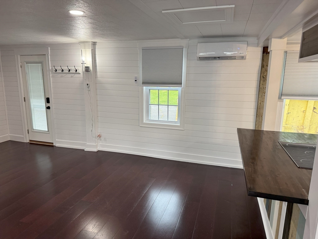 18 Pleasant St, Orange