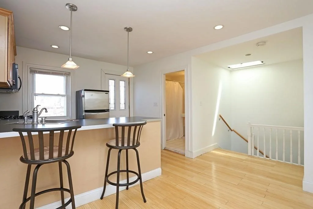 11 Bell Ct, South Boston