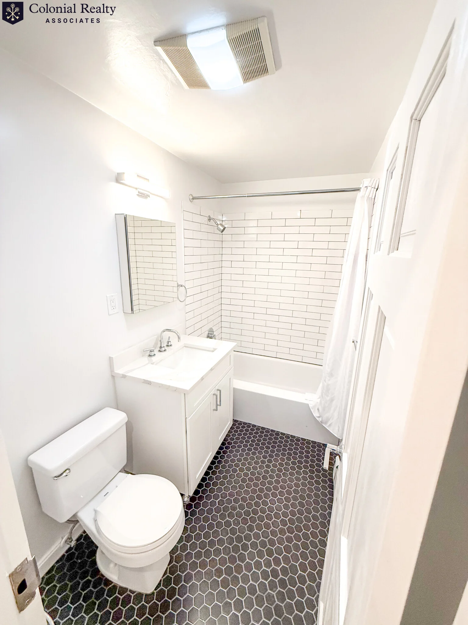 515 Massachusetts Ave, Roxbury