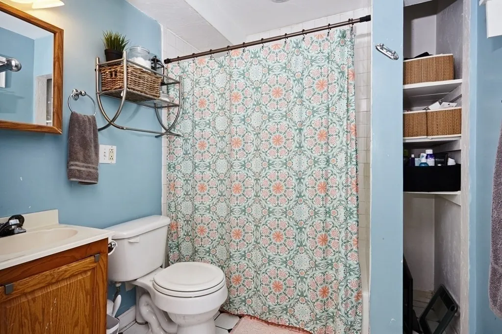 265 Emerson St, South Boston