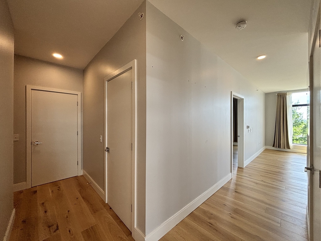 191 Washington St, Brighton