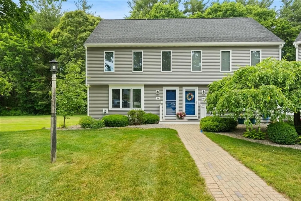 9 Village Way, Norton