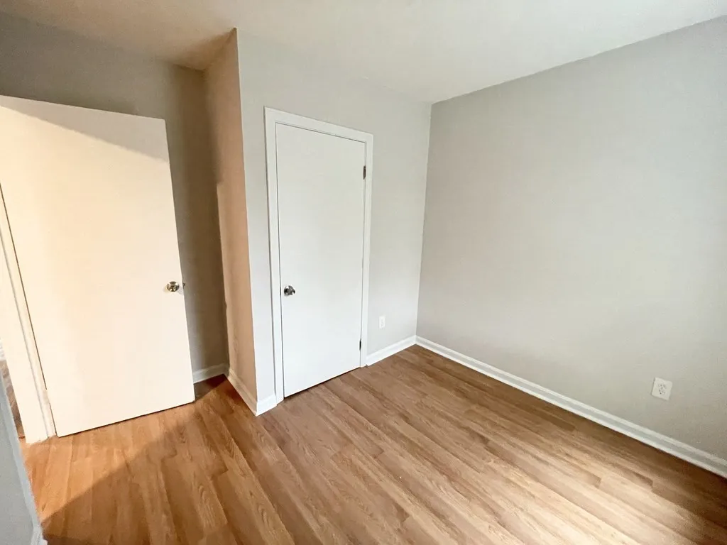 92 Hammond St, South End