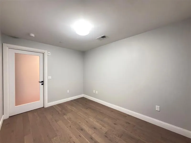 9 Central St, Spring Hill