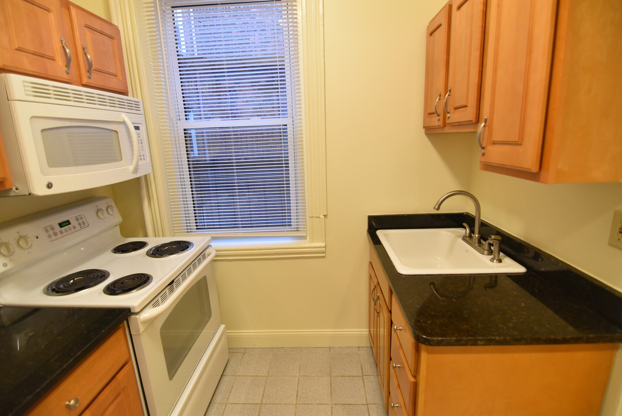 36 Queensberry St, Fenway