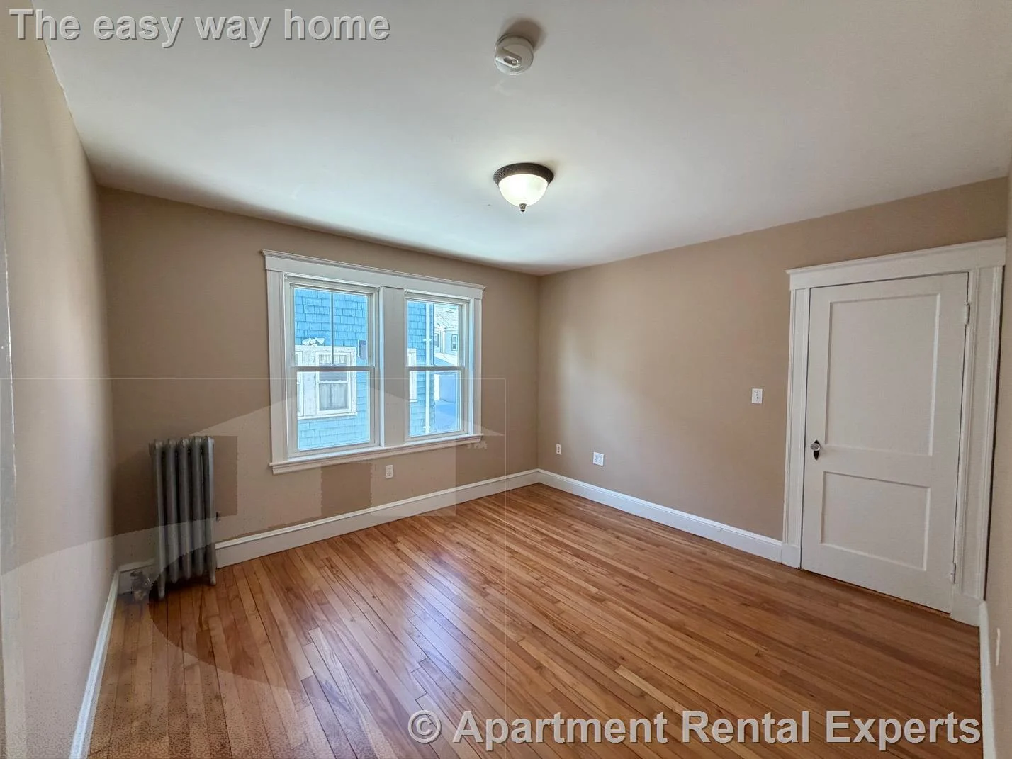 67 Fairfax St, Tufts