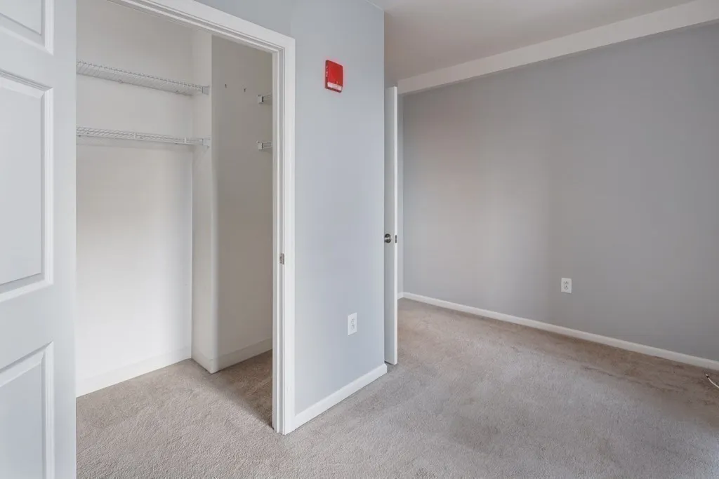 1 Cityview Ln, Quincy