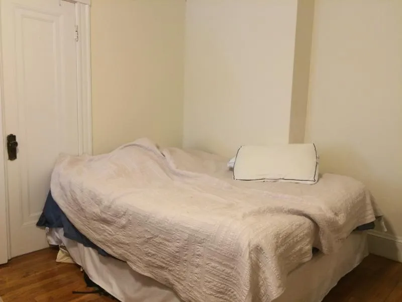 1610 Massachusetts Ave, Neighborhood Nine