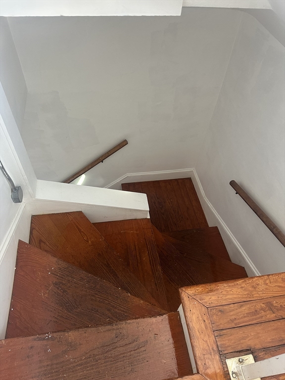 99 E Squantum St, Quincy