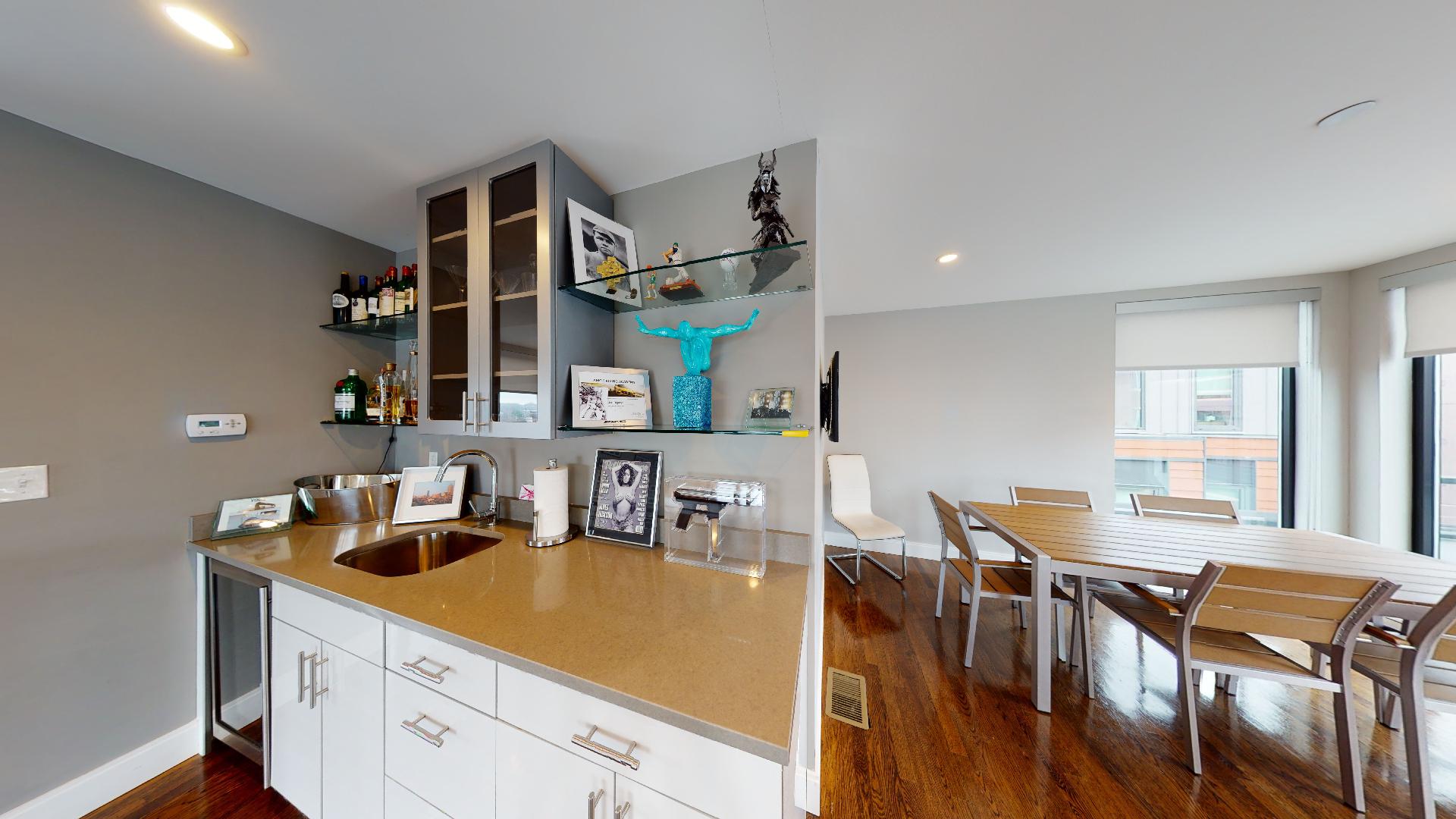 11 Newcomb St, Roxbury