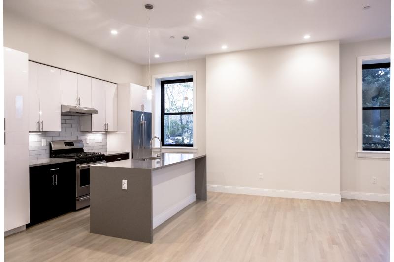 11 Newcomb St, Roxbury