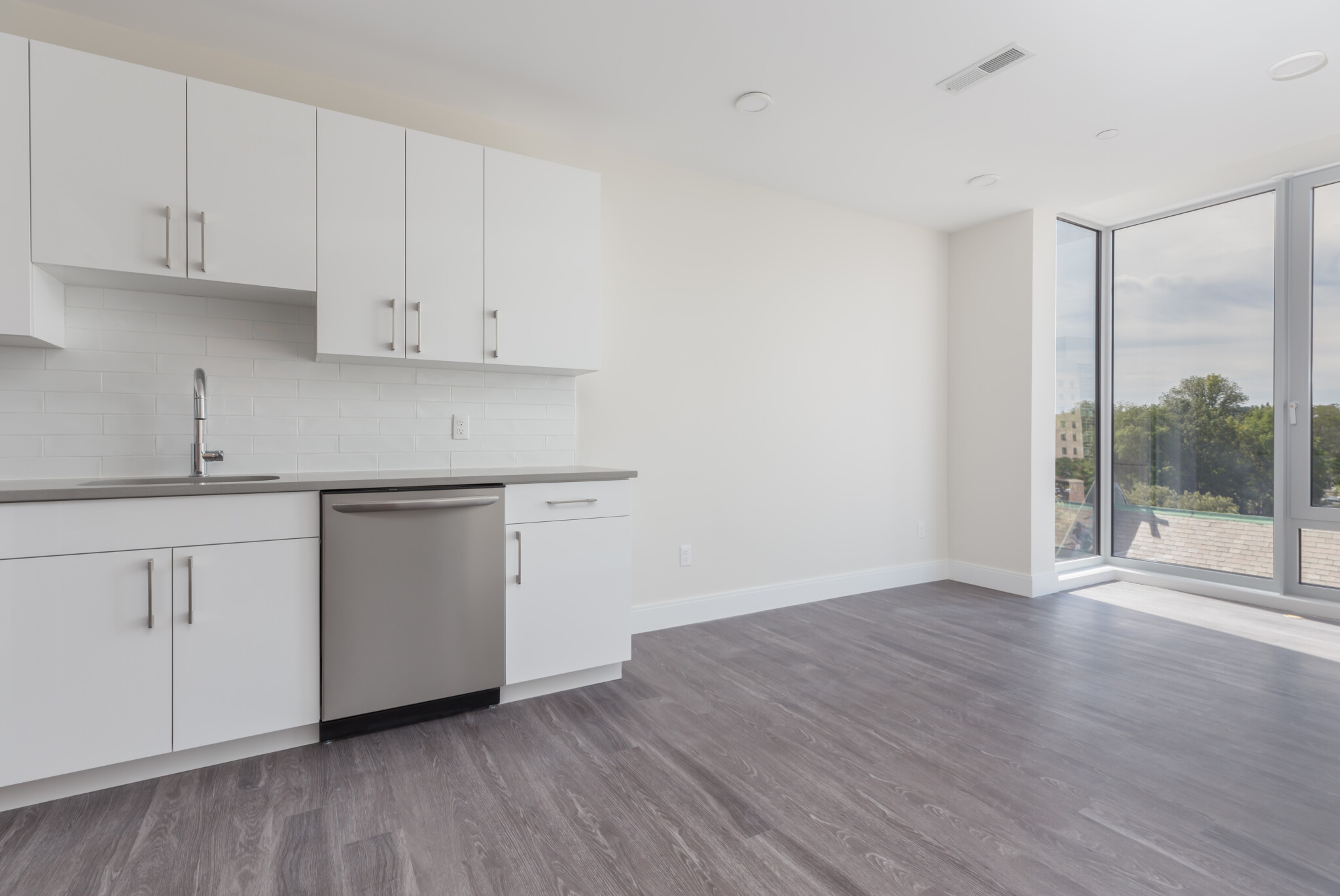 1065 Tremont St, Roxbury