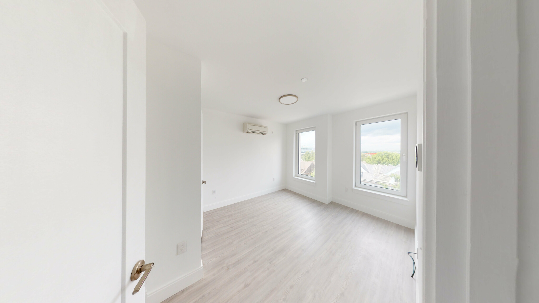 3 bed, 1 bath apartment for rent at 42 North Beacon St Unit 501, Allston — photo 2 of 22