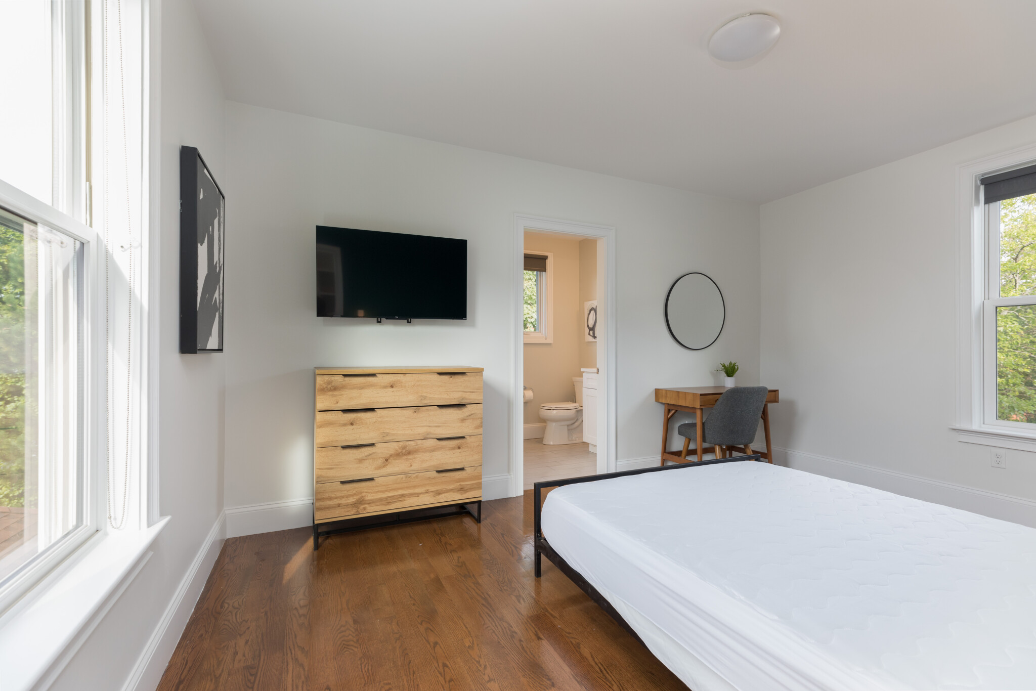 117 Centre St, Roxbury