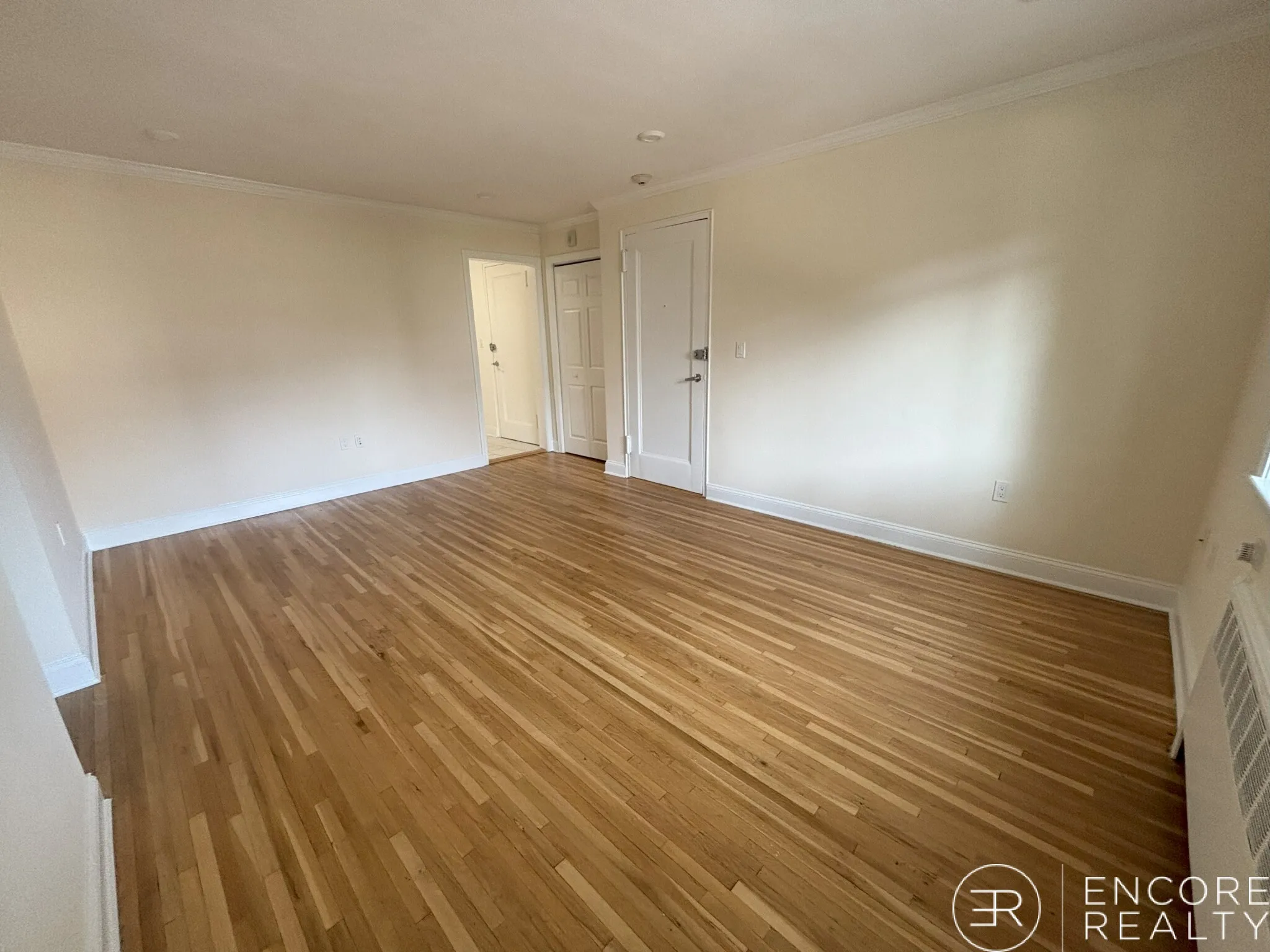 86 Saint Paul St, Coolidge Corner