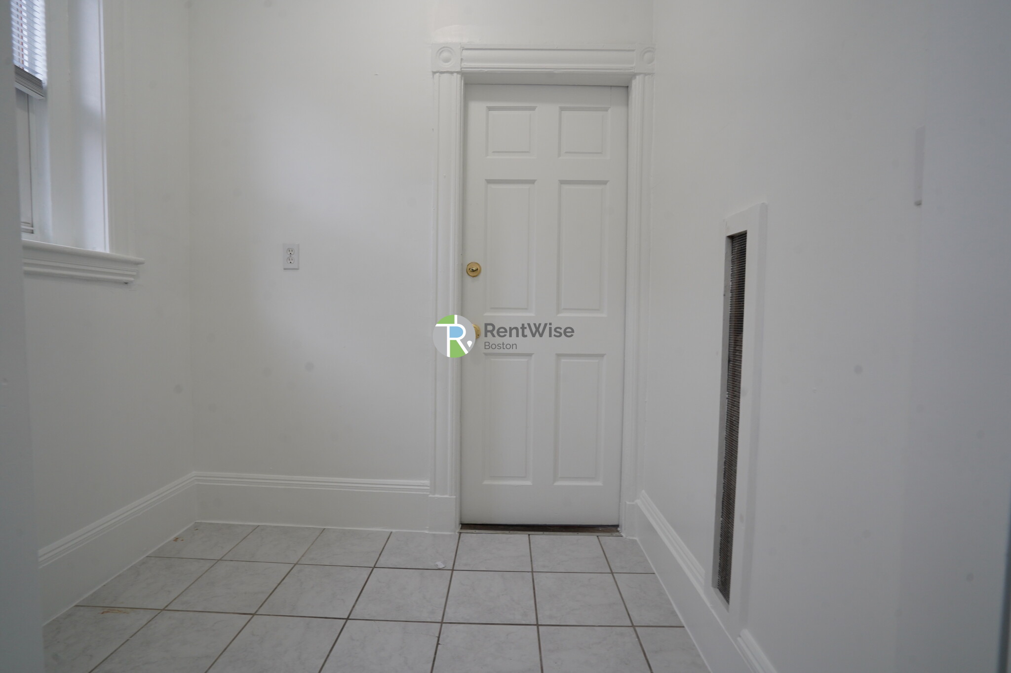 73 Brighton Ave, Allston