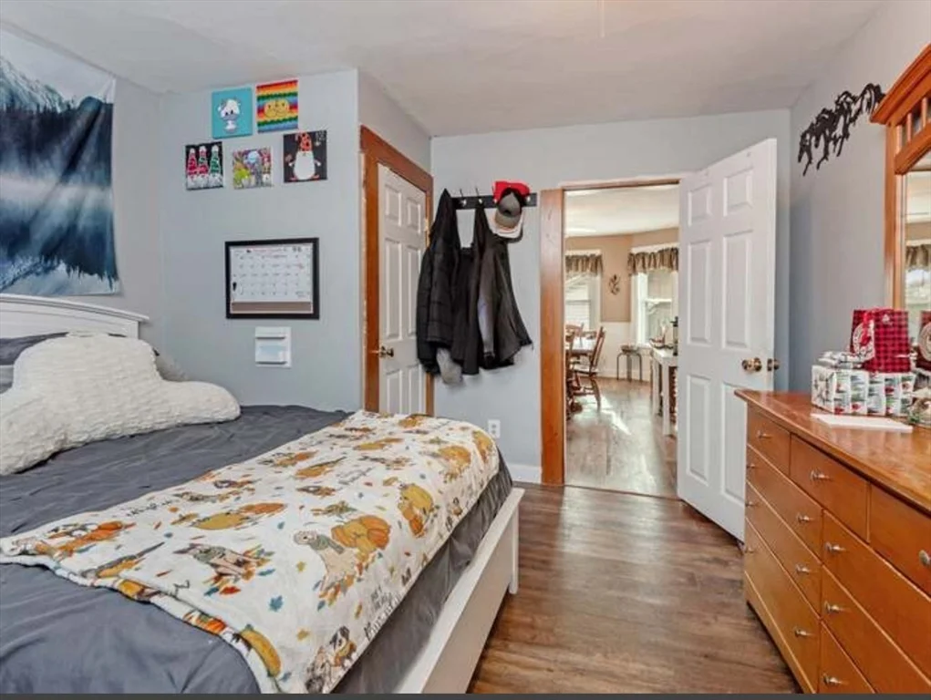 3 Orchard St, Millbury Junction