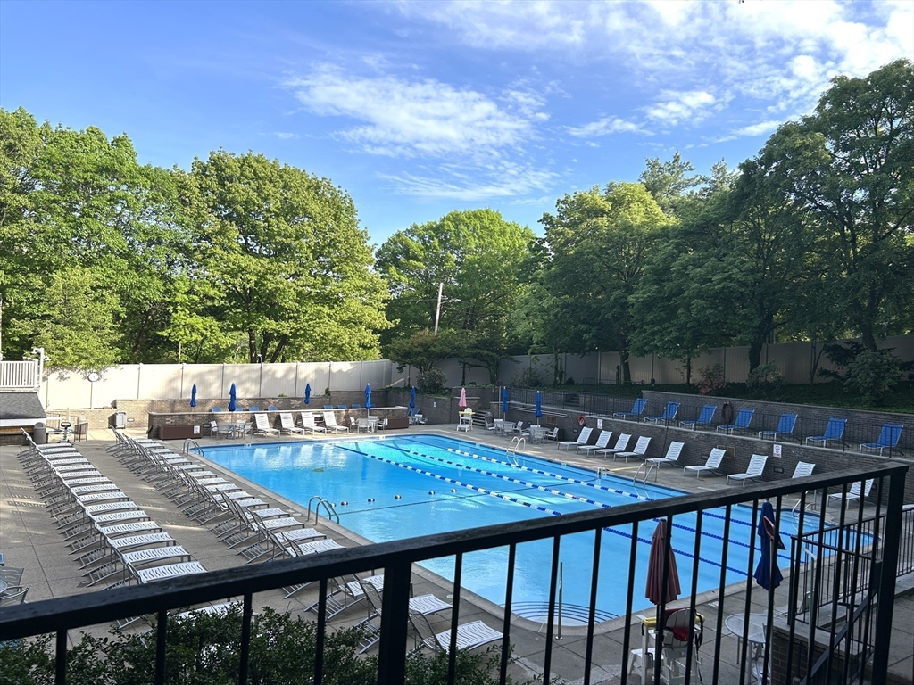 44 Washington St, Brookline Village