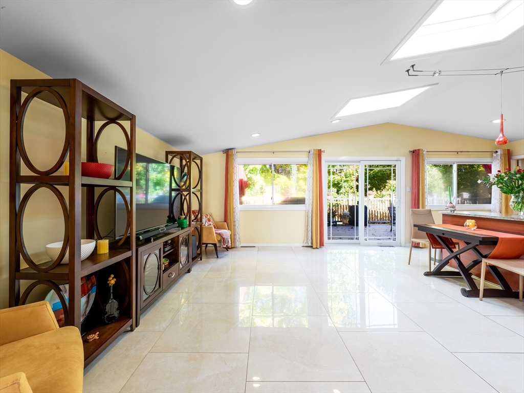 11 Mildred Rd, Newton