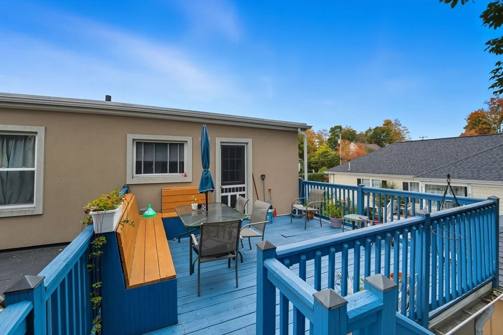 181 Park St, North Attleboro