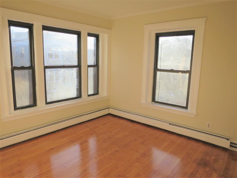 9 Upland Rd, Neighborhood Nine