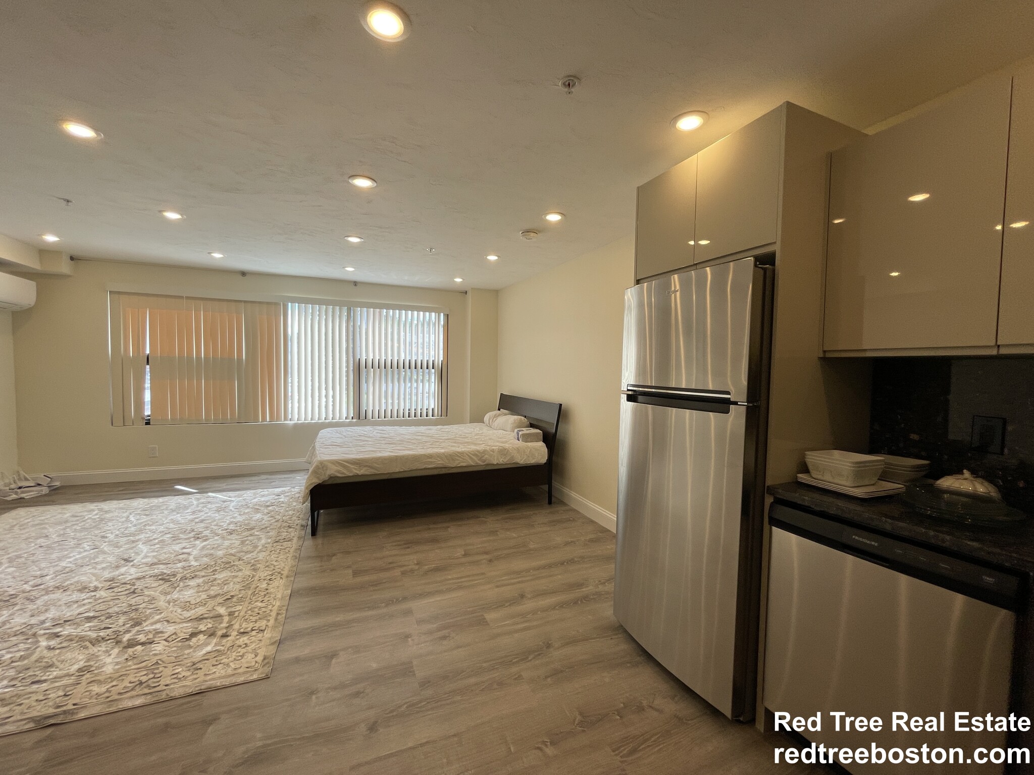 1028 Commonwealth Ave, Boston