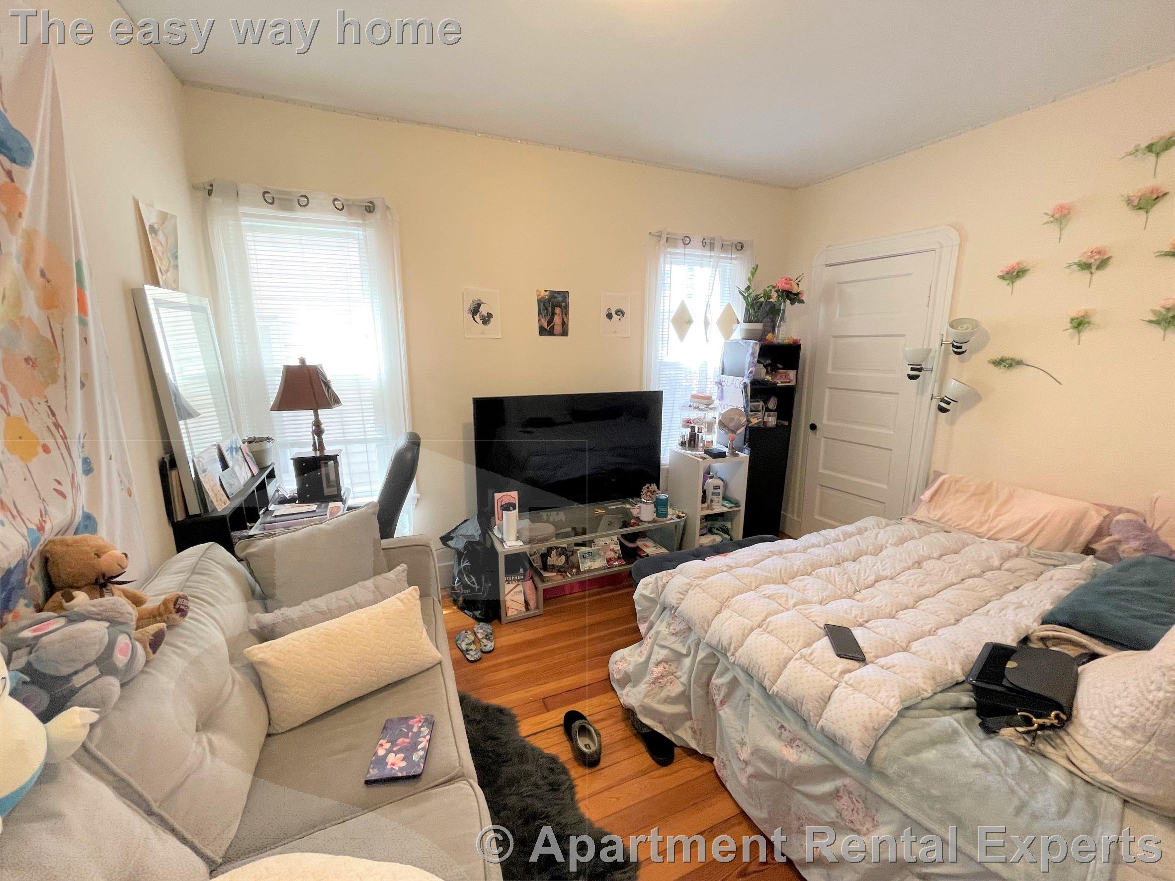 10 Chandler St, Davis Square