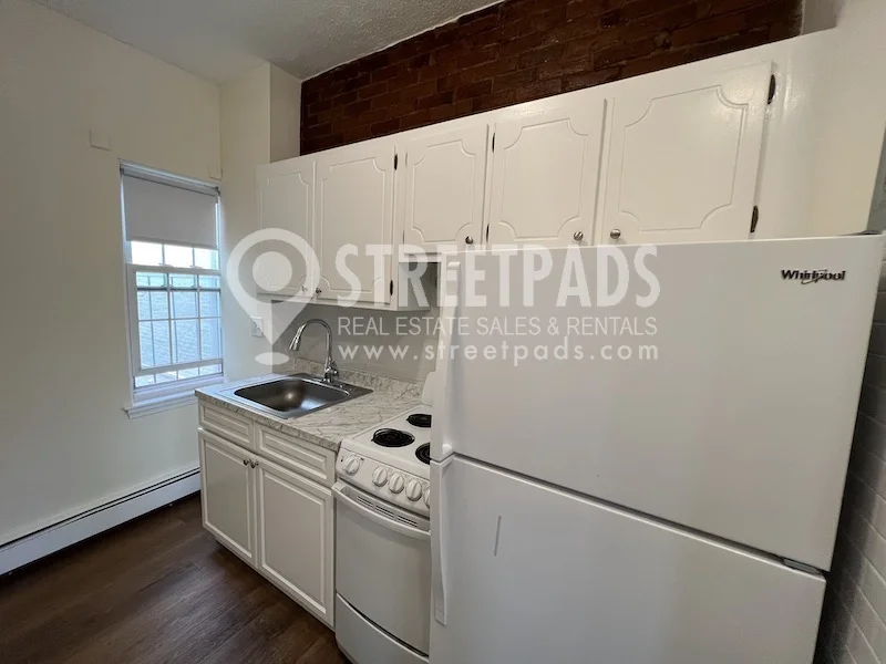 58 South Huntington Ave, Mission Hill