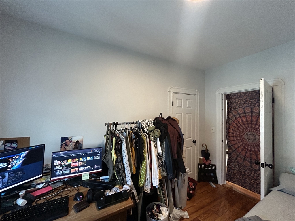 109 Walnut, Winter Hill