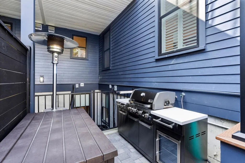 722 East 5th St, South Boston