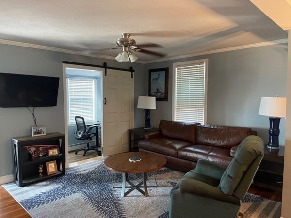 135 Darrow St, Quincy