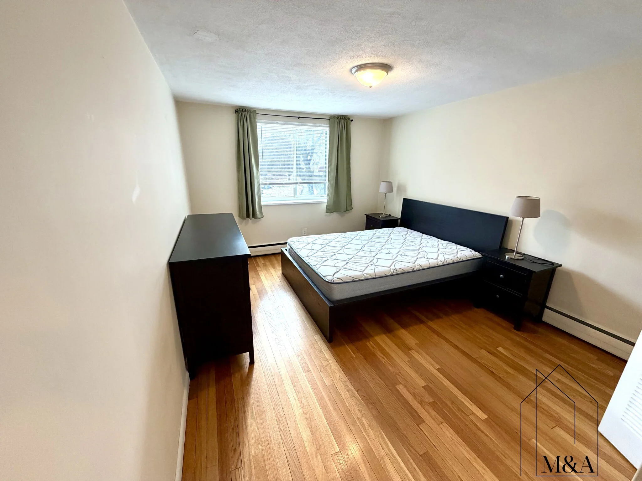 197 Kent St, Brookline