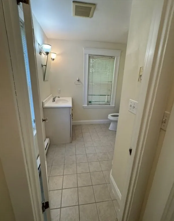 124 Langley Rd, Newton