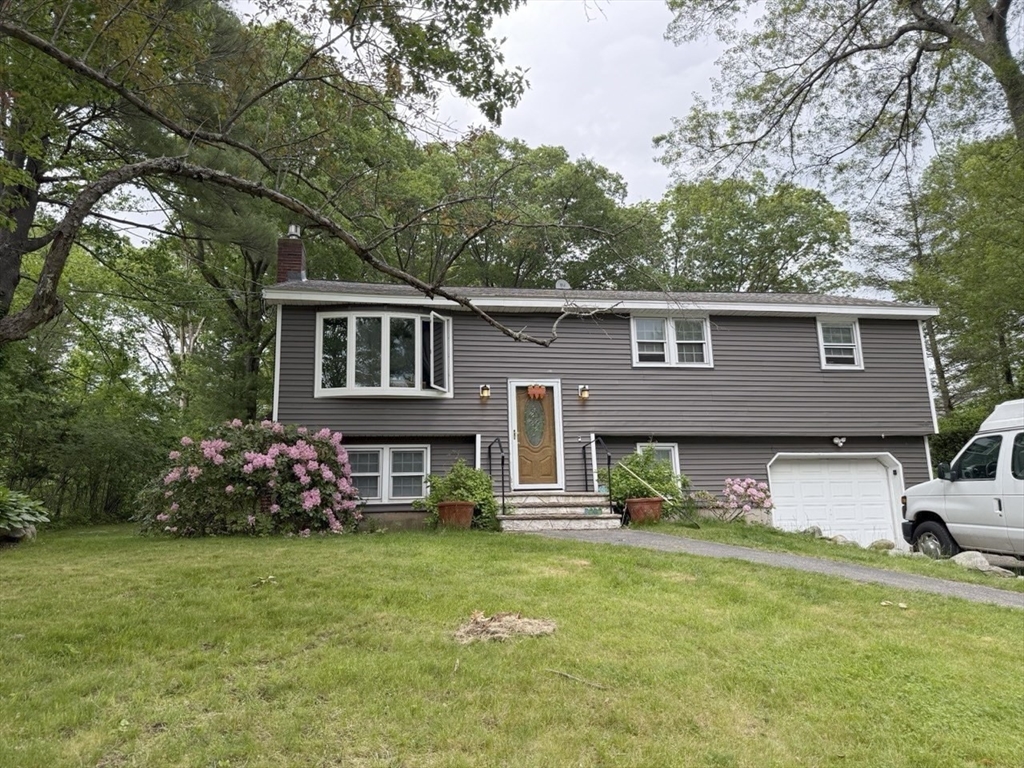 9 Putney Circle, Billerica