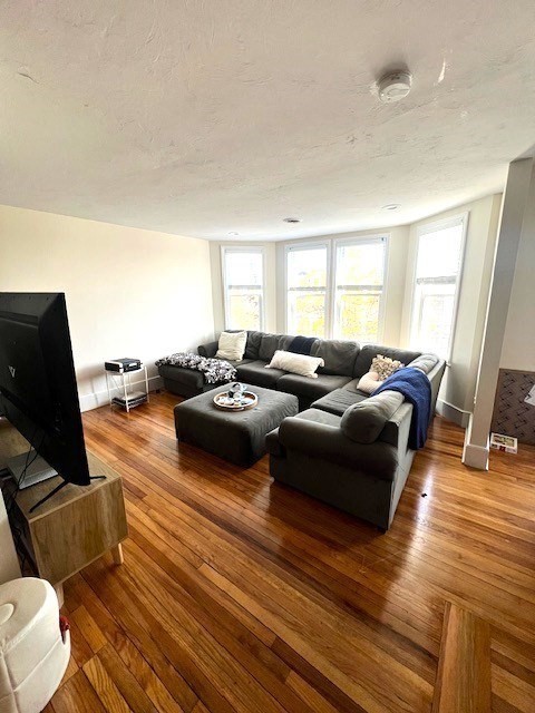 40 Marine Rd, South Boston