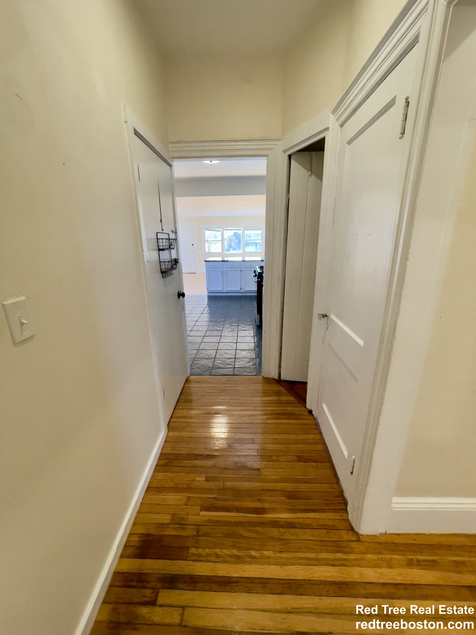 2572 Massachusetts Ave, North Cambridge