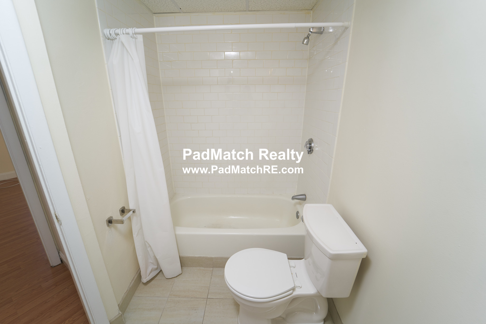 1126 Boylston St, Fenway