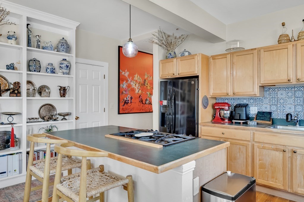 275 River St, Cambridgeport