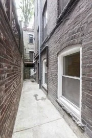 26 Irving St, Beacon Hill