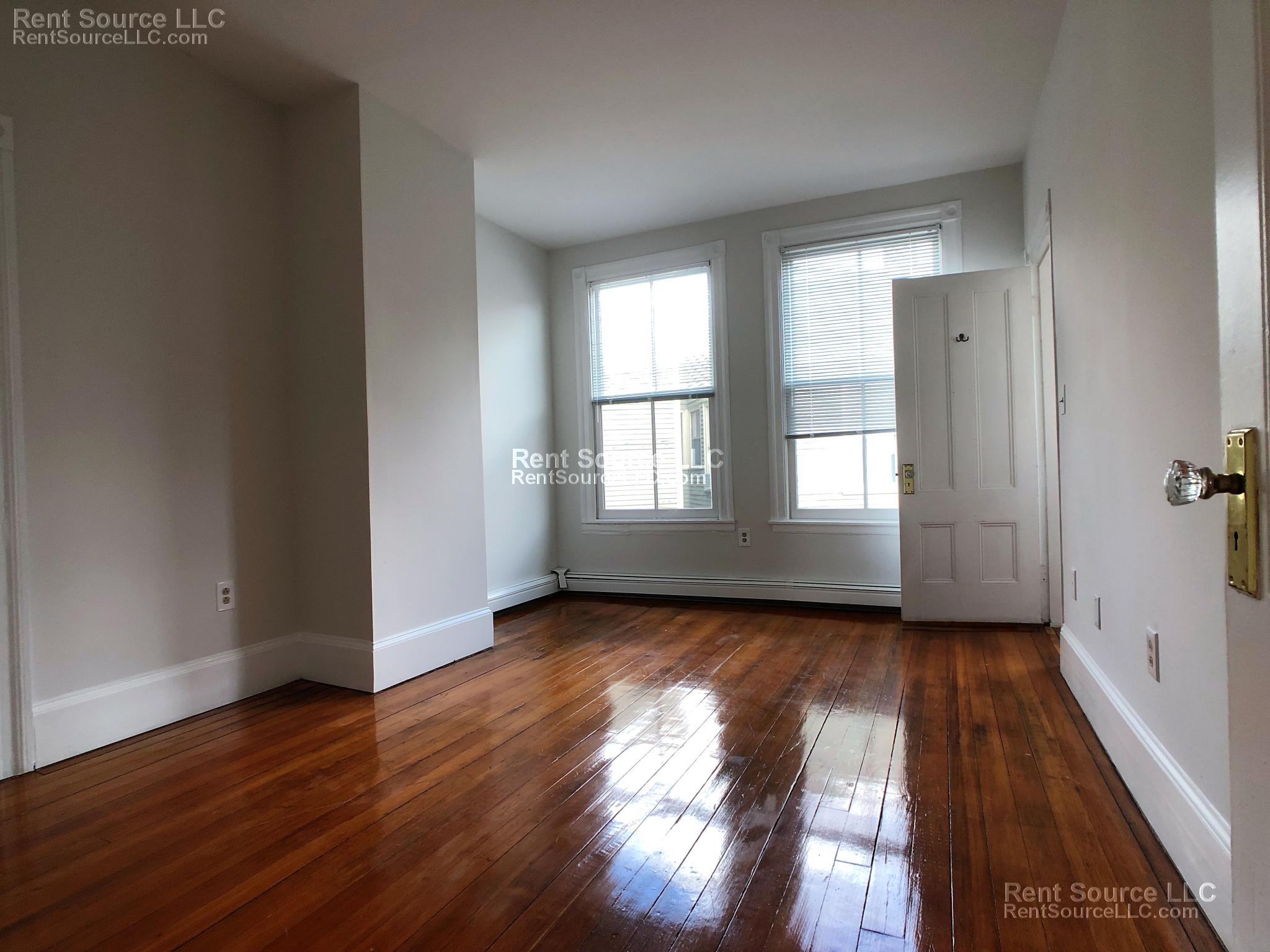 2 bed, 1 bath apartment for rent at 367 Somerville Ave Unit I, Union Square