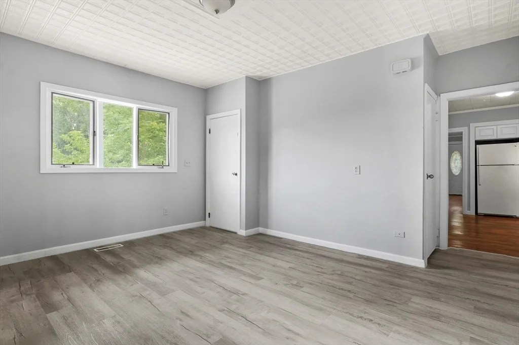 132 Bartlett, Lowell